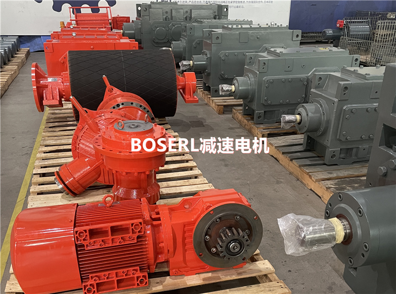 1690947449704972.jpg 齒輪減速機(jī)加電機(jī)